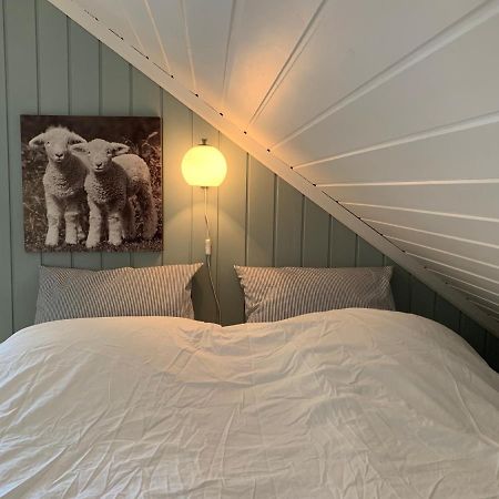 Villa Lemonsjøen-Jotunheimen-Besseggen Stuttgongfossen Exterior foto